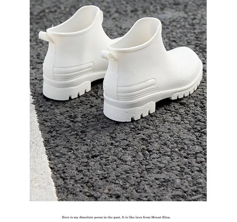 Rain Boots， for Men and Women, New Waterproof Shoes, Short Tube, Non-slip, Thick Sole, Wear-resistant, Warm Couple Camping Shoes