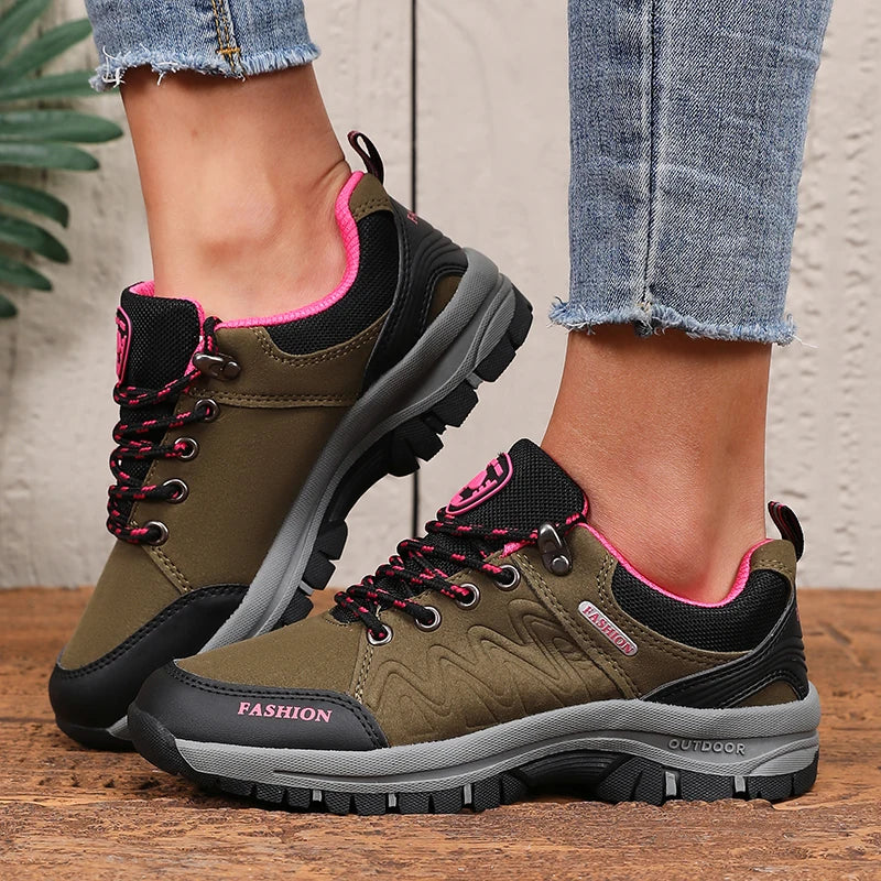 Women's Hiking Sneakers Fashionable Breathable Upper Outdoor Camping Shoes Anti Slip Flexible Female Designer Vulcanized Shoes