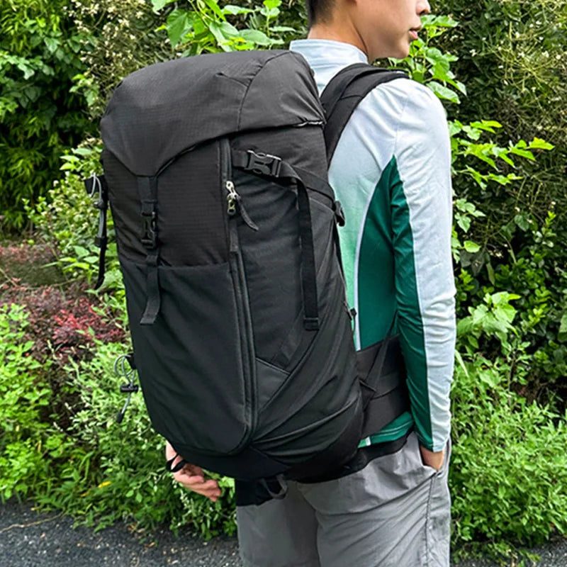 Camping Backpack Large Capacity Climbing Rucksack Trekking Hiking Bag Waterproof Mountaineering Knapsack Outdoor Travel Bag 40L