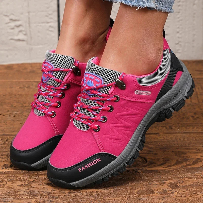 Women's Hiking Sneakers Fashionable Breathable Upper Outdoor Camping Shoes Anti Slip Flexible Female Designer Vulcanized Shoes
